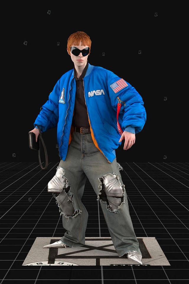 Справжній космічний одяг: Balenciaga та NASA випустили капсульну колекцію - фото 465084