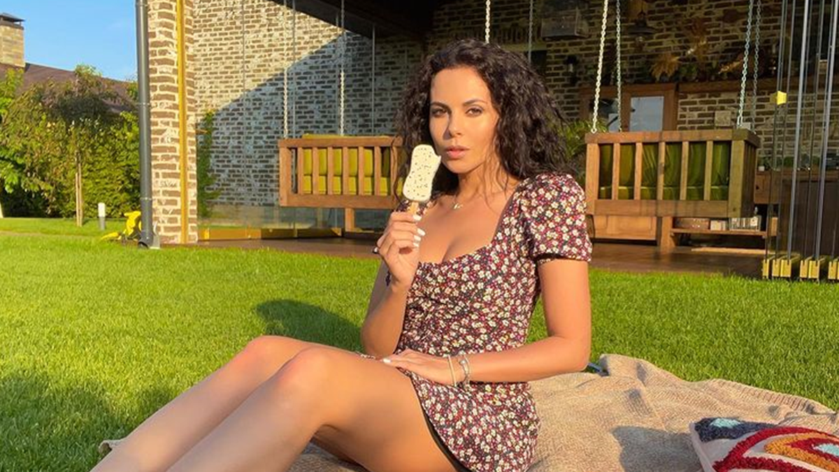 Настя Каменських - фото 1