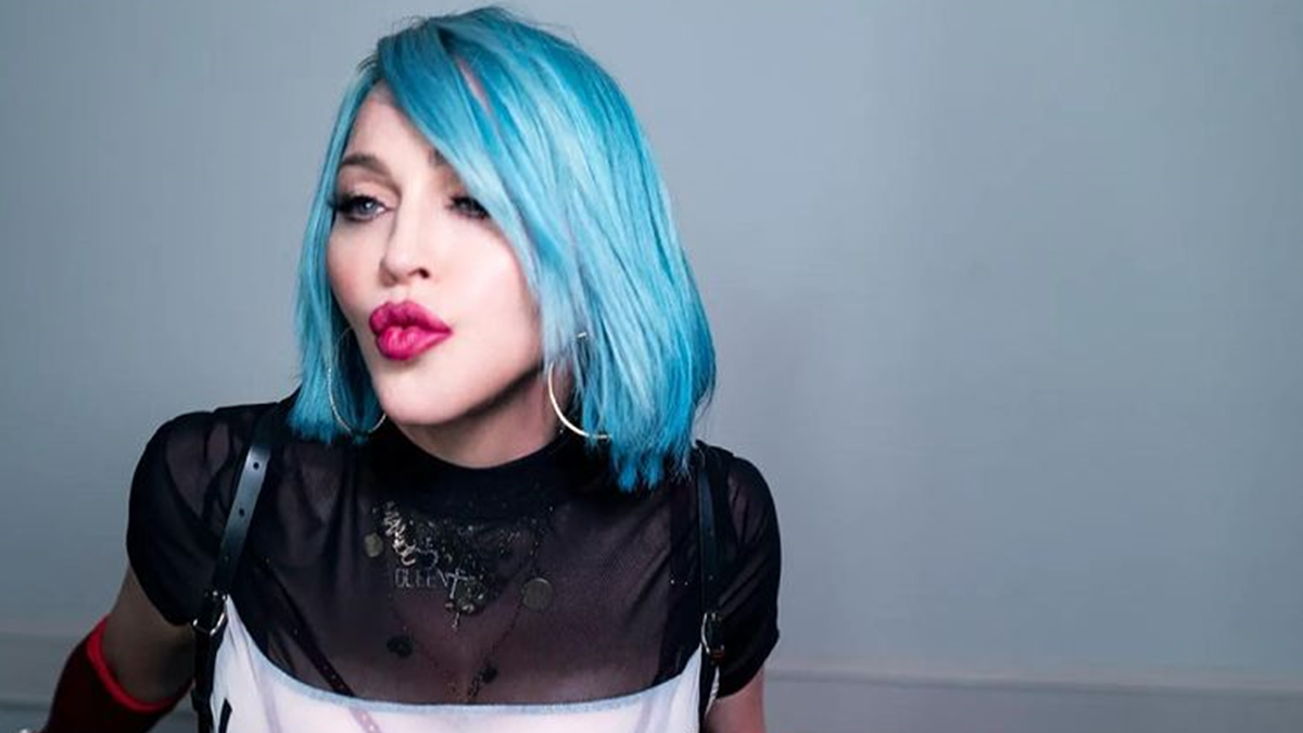 Мадонна - фото 1