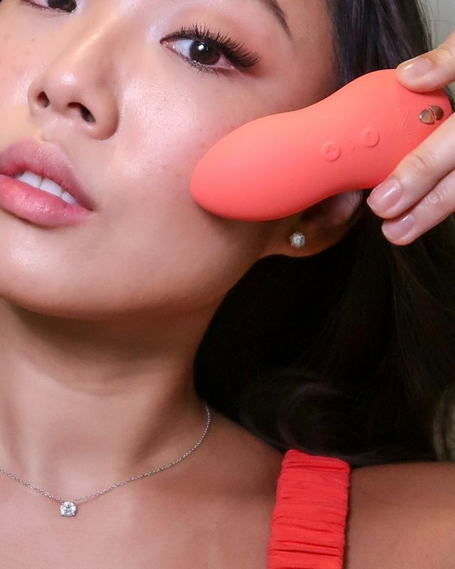 Бренд секс-іграшок презентував вібратор з функцією масажера для обличчя - фото 465748