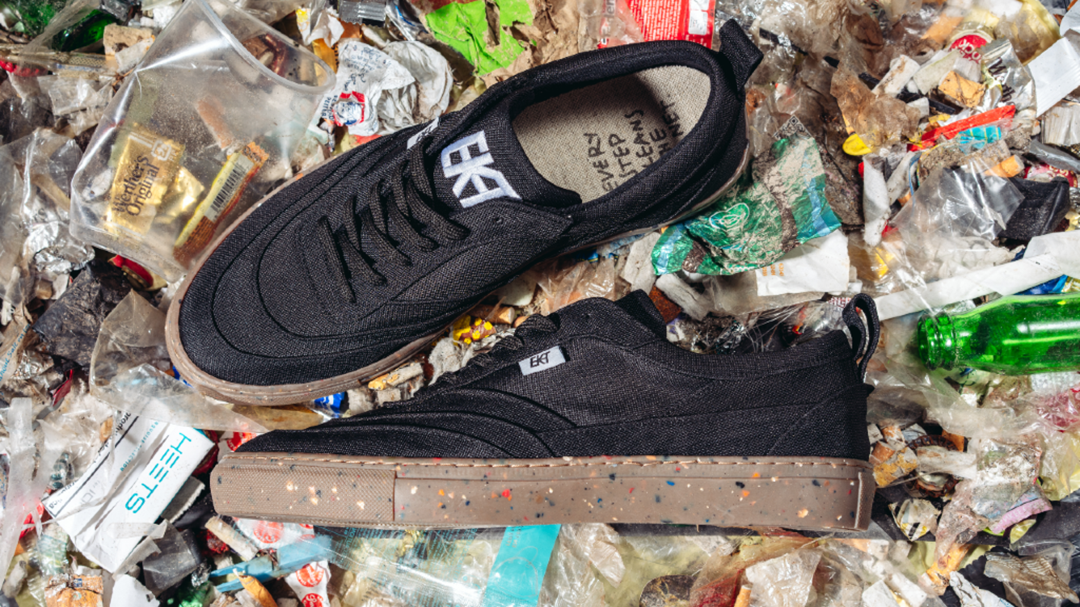 Віденський стартап створив кросівки, які на 90% складаються з океанічного пластику