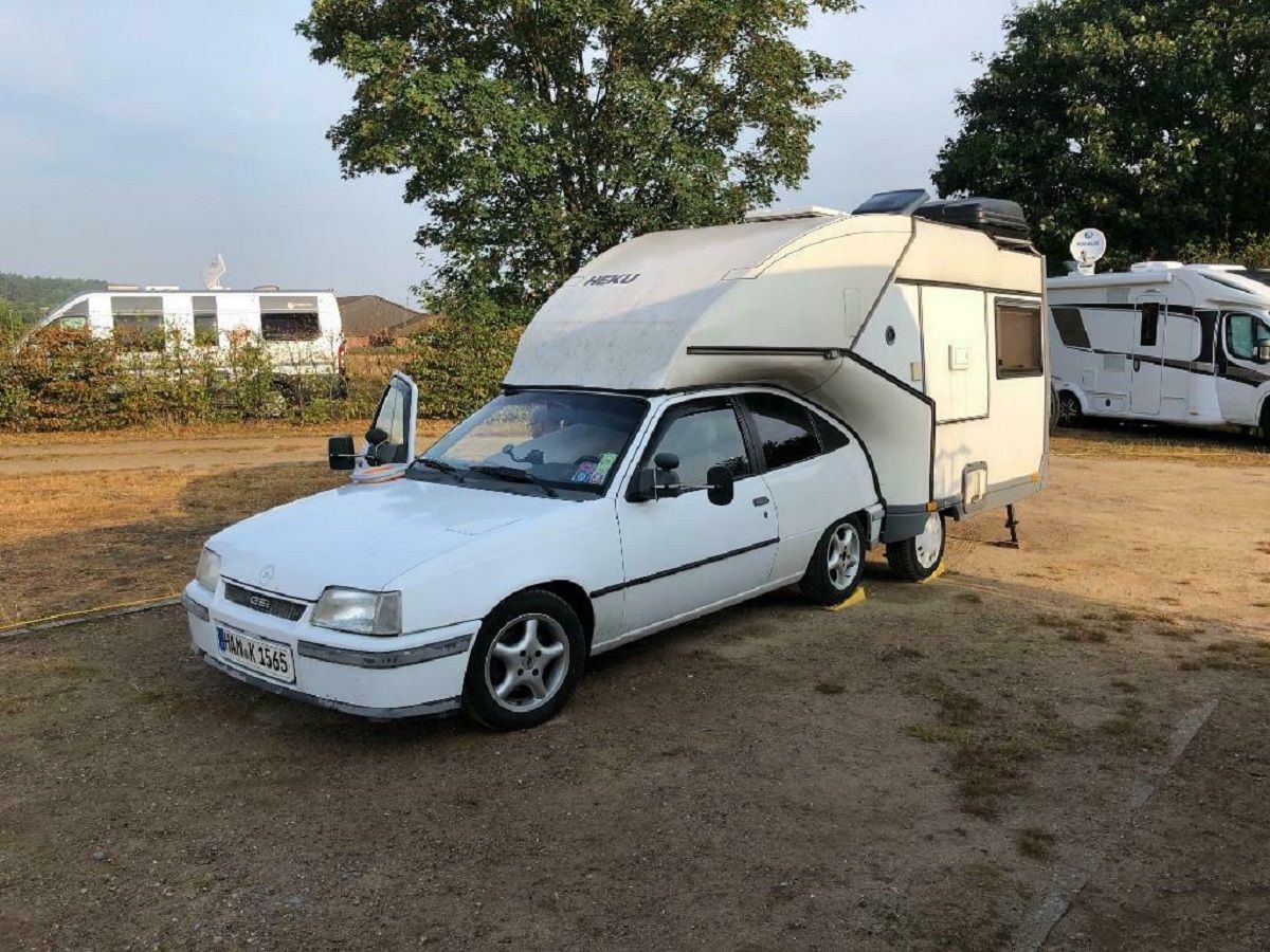 У Нідерландах продають дуже незвичайний автобудинок на базі Opel Kadett
