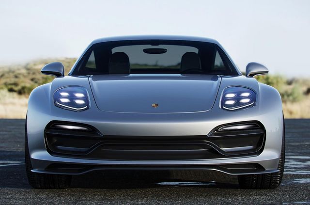 Бразильський дизайнер 'відродив' експериментальний Porsche 928 - фото 466682