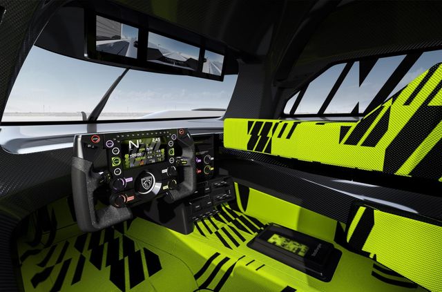 Peugeot показала потужний гіперкар для перегонів 'Ле-Мана': фото та відео - фото 466706