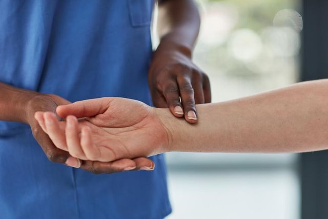 Вимірювання пульсу- фото 466938