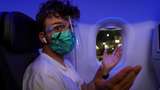 У США пасажира літака оштрафували на чималу суму за відмову надіти маску