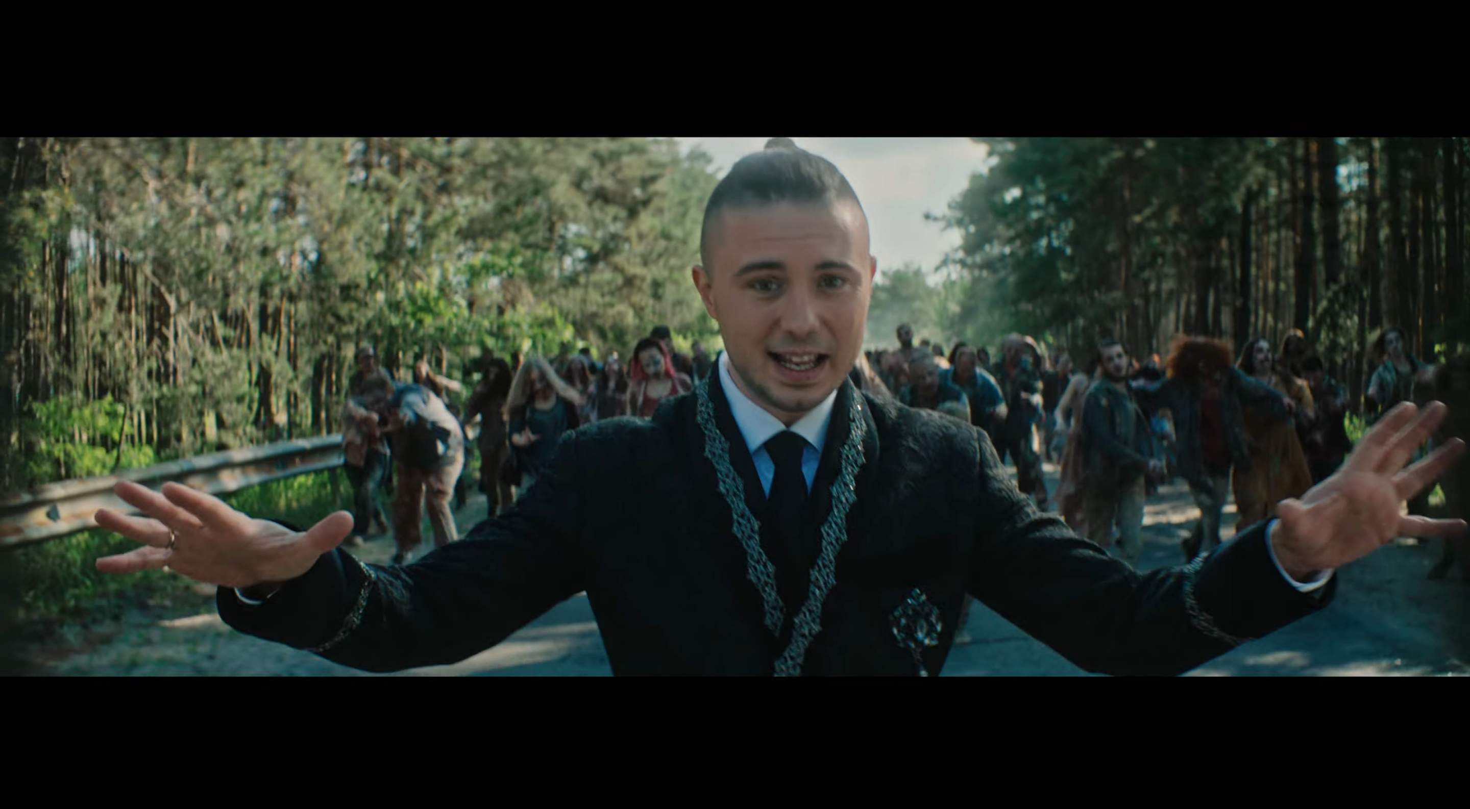 Антитіла представили кліп на пісню Маскарад - фото 1