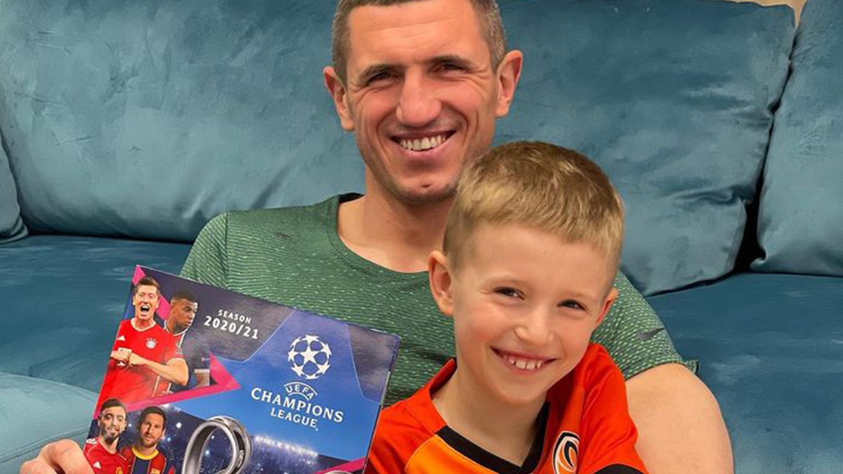 Дивіться, як футболіст збірної України готує всю сім'ю до перегляду фіналу Євро-2020