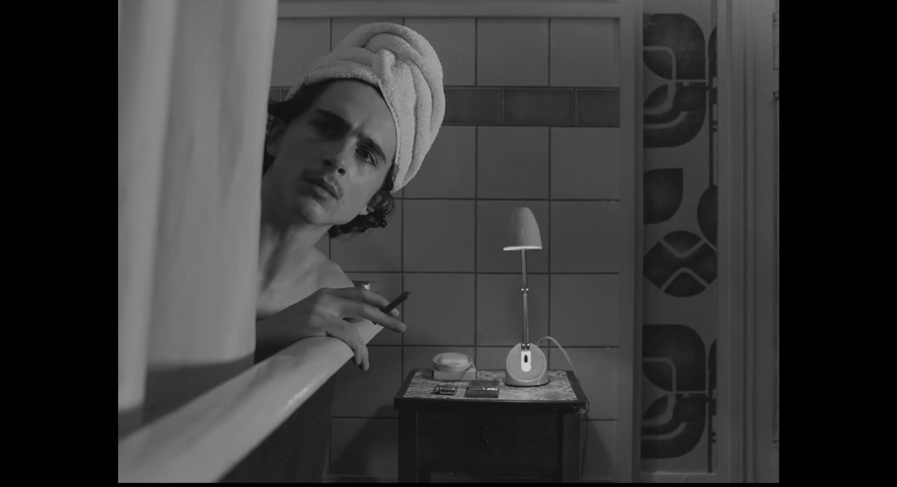 У мережу виклали фрагмент фільму Французький вісник з Тімоті Шаламе: відео