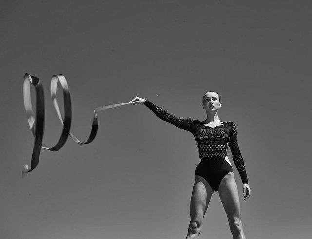 Найгарячіші образи Ганни Різатдінової за всю кар'єру: добірка фото іменинниці (18+) - фото 468256