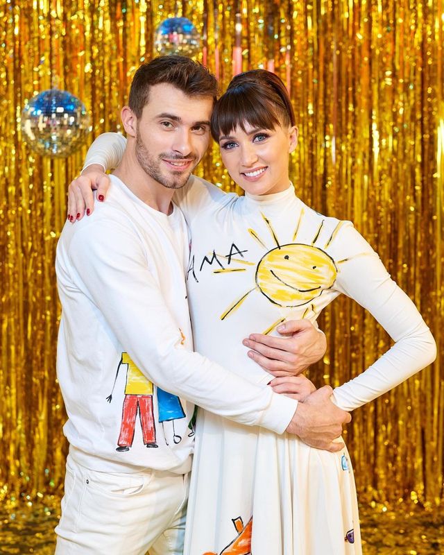 Найгарячіші образи Ганни Різатдінової за всю кар'єру: добірка фото іменинниці (18+) - фото 468288