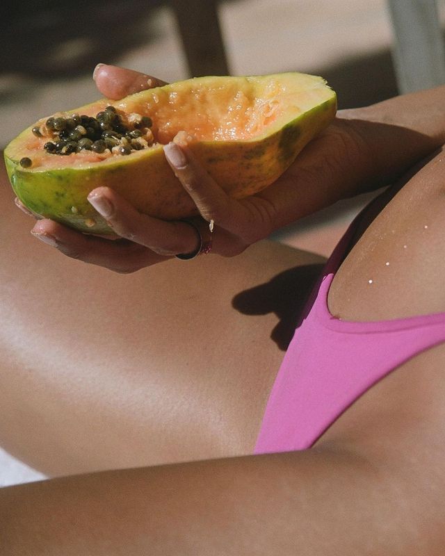 Модель Келлі Гейл заінтригувала фото топлес (18+) - фото 468629