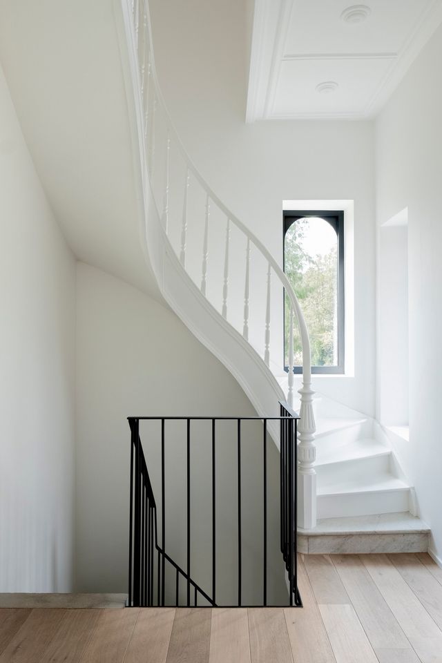 Стареньку віллу в Бельгії перетворили у сучасний дім мрії (фото) - фото 469086