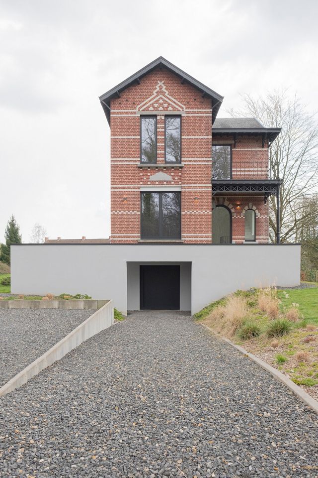 Стареньку віллу в Бельгії перетворили у сучасний дім мрії (фото) - фото 469087