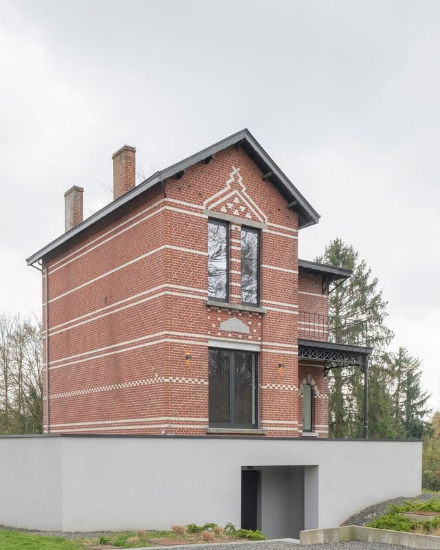 Стареньку віллу в Бельгії перетворили у сучасний дім мрії (фото) - фото 469099