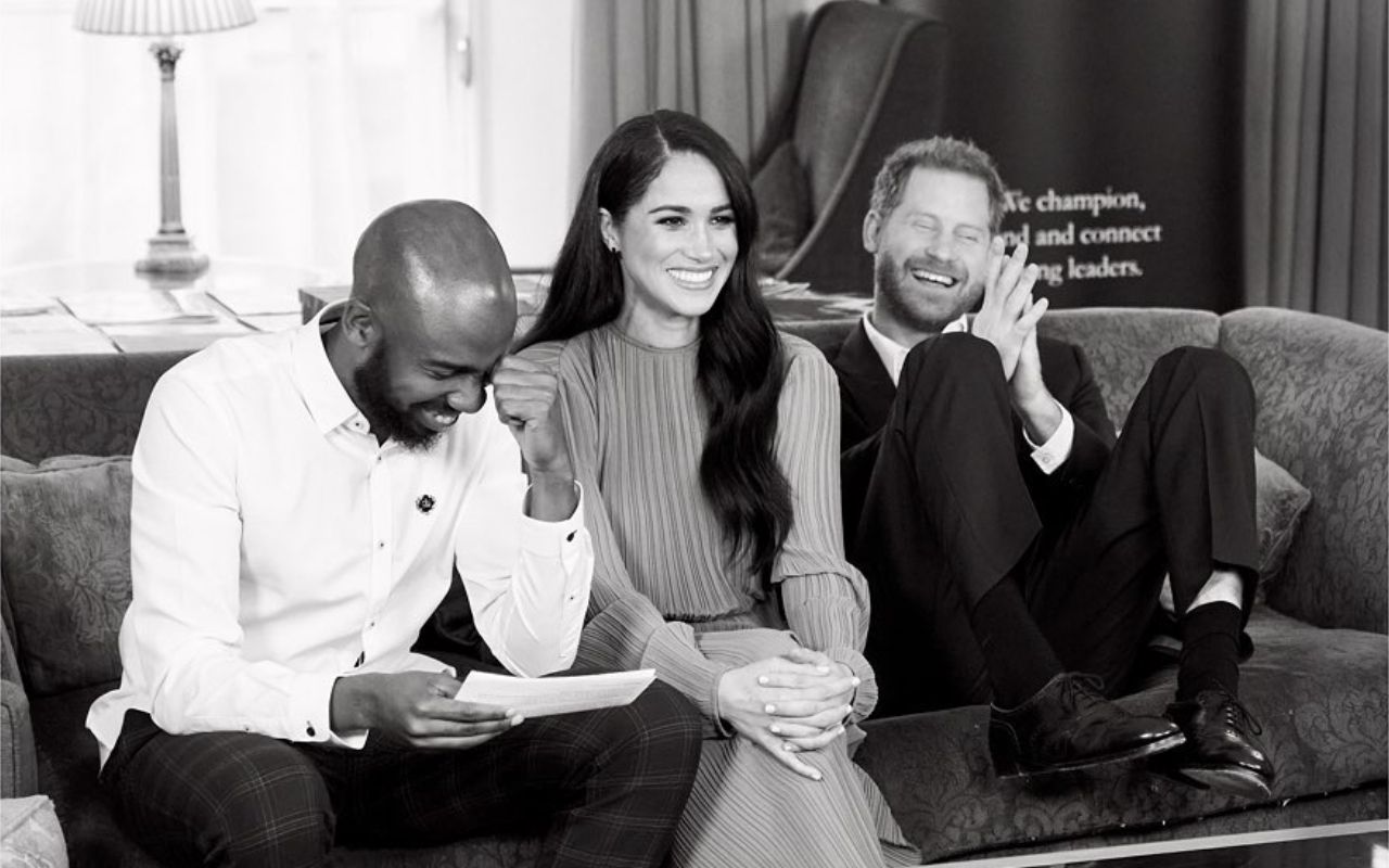 Принц Гаррі готує до виходу мемуари - фото 1