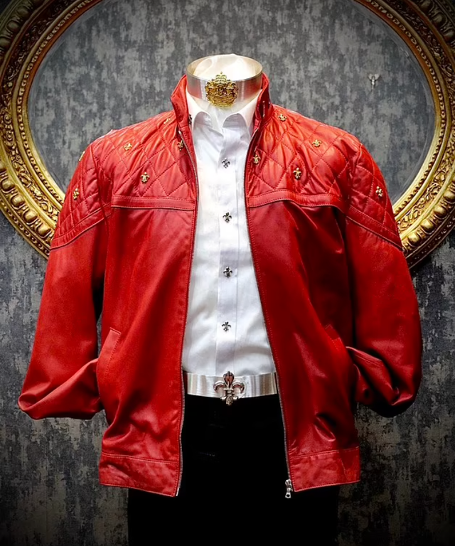 Британський дизайнер представив найдорожчі у світі чоловічі туфлі з діамантами - фото 469330