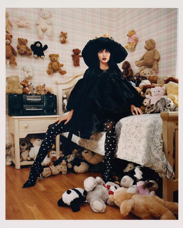 Розкішна Кендалл Дженнер знялася для іспанського глянцю і вразила ефектними образами - фото 469436