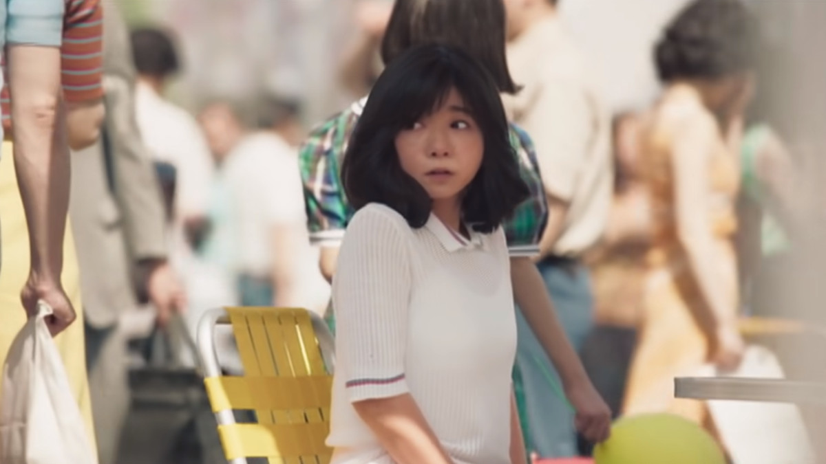 62-річна актриса зіграла школярку у рекламі McDonald's: атмосферне відео - фото 1