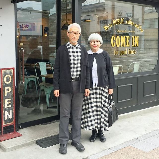 Стильне японське подружжя підкорило мережу: їхні образи захоплюють - фото 470306