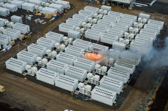 Горить Tesla Megapack: в Австралії палає 13-тонний акумулятор компанії - фото 470640