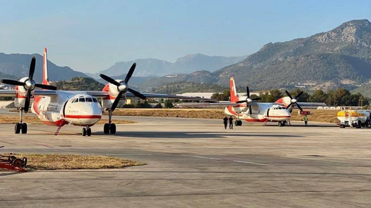 Дивіться, як українські Ан-32П гасять пожежі в Туреччині: відео