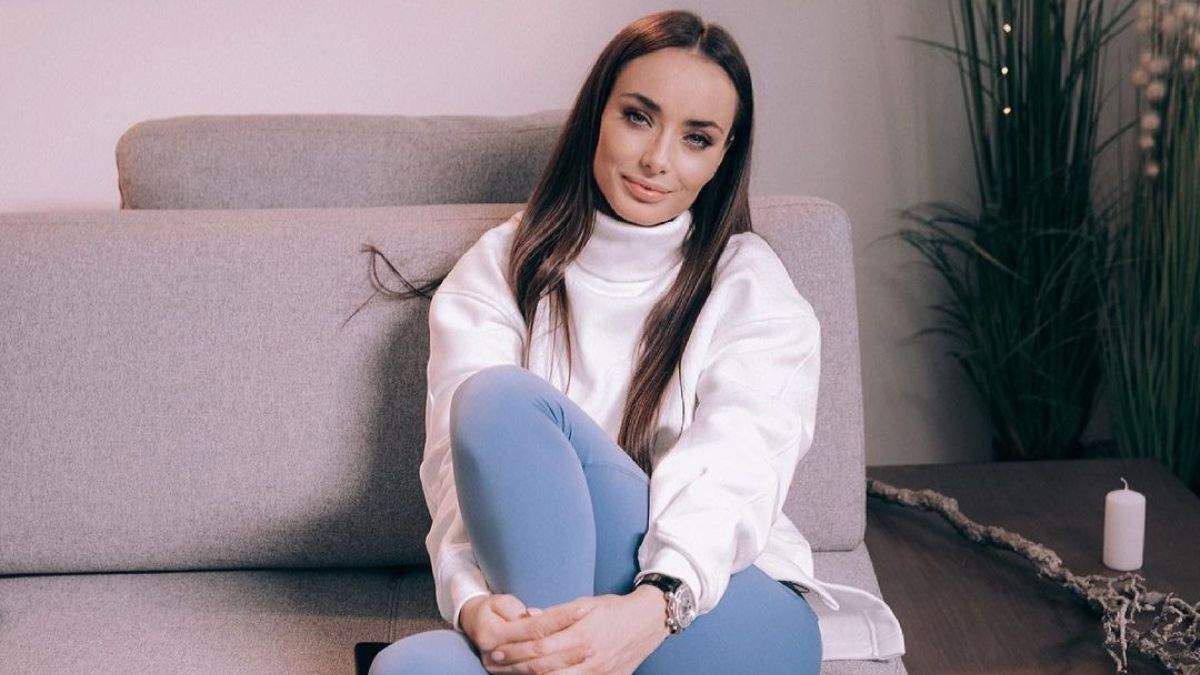 Ксенія Мішина після розставання з Олександром Еллертом показала нові фото у вишиванці