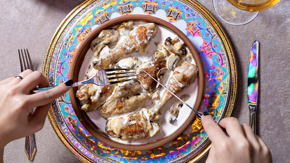 Люди, готові пробувати незнайомі страви, здаються оточуючим сексуальнішими за інших