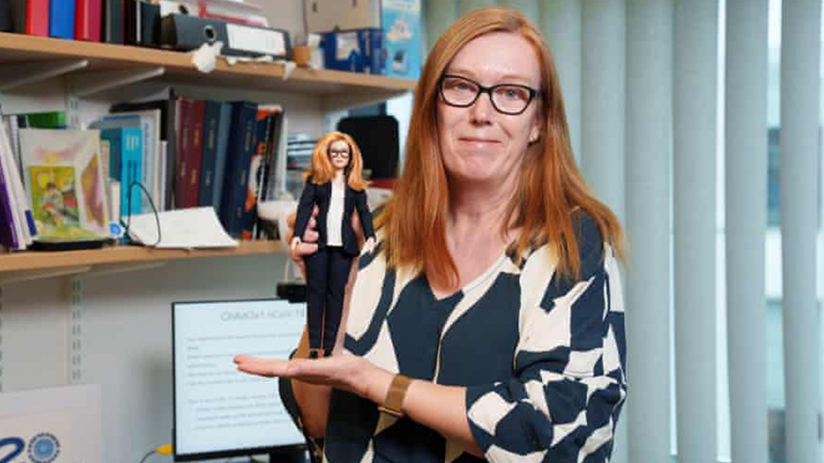 Ляльку Барбі створили за образом професорки Оксфордського університету Сари Гілберт - фото 1