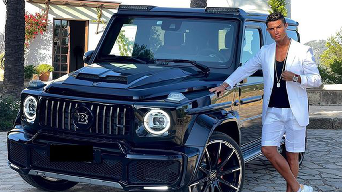 Кріштіану Роналду похизувався розкішним авто - фото 1