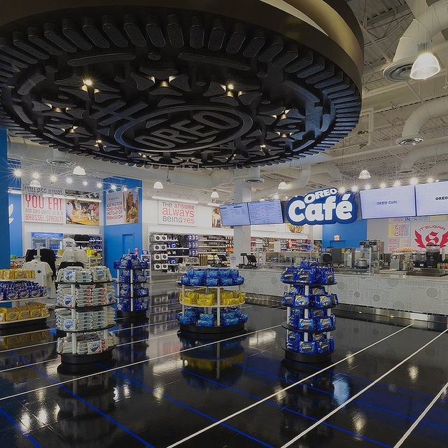 Рай для любителів солодощів: бренд Oreo відкрив своє перше в історії кафе - фото 471341