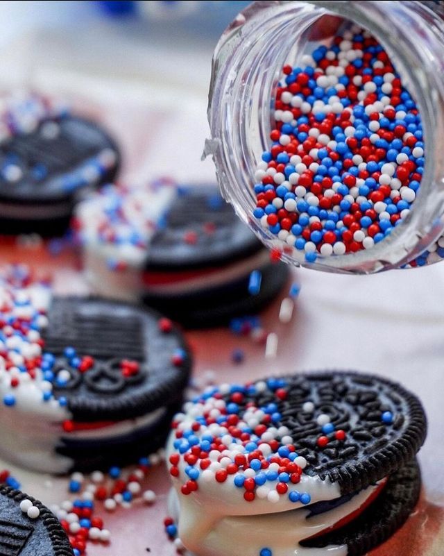 Рай для любителів солодощів: бренд Oreo відкрив своє перше в історії кафе - фото 471343