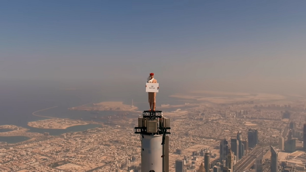Реклама для авіакомпанії Emirates - фото 1