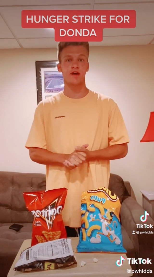 Фанат Каньє Веста оголосив голодування, поки репер не випустить новий альбом - фото 472084