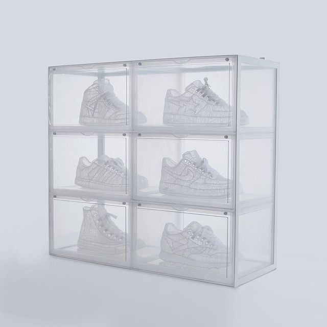 Дивіться, як художник створює скелети культових кросівок - фото 472258