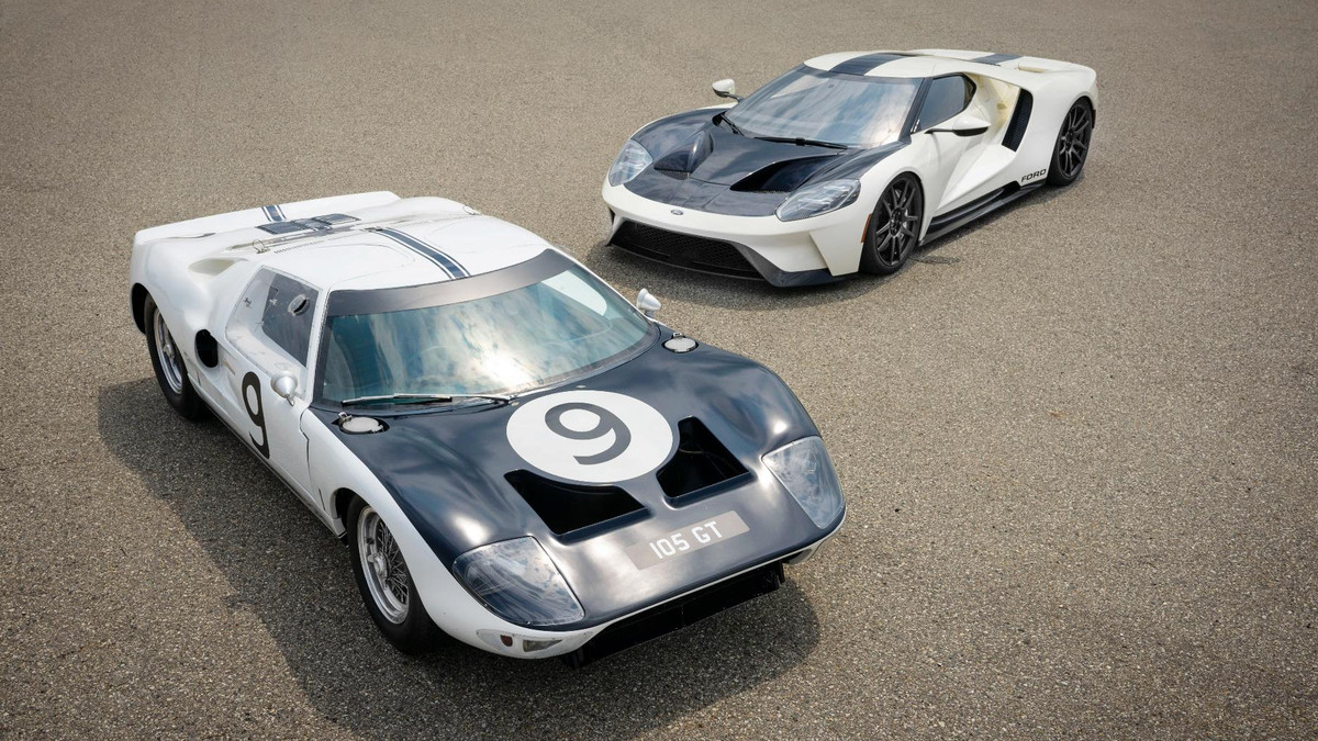 Ford показав особливу версію суперкара GT - фото 1