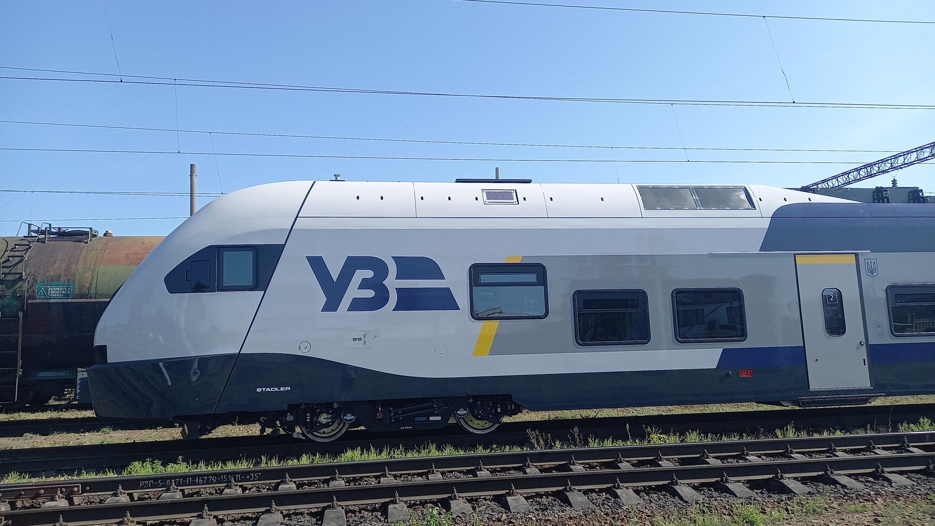 До Києва прибула нова швидкісна швейцарська електричка: дивіться, як виглядає Stadler