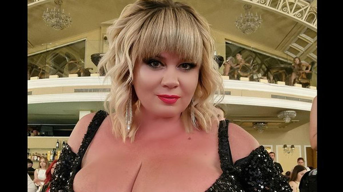 Plus-size модель Міла Кузнєцова - фото 1