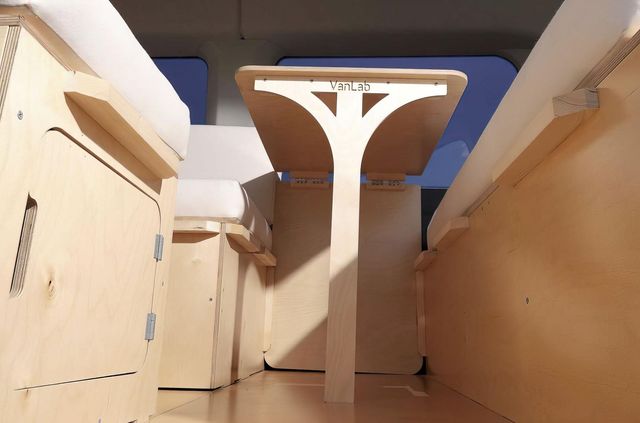 З'явився набір-конструктор, за допомогою якого можна створити будинок на колесах - фото 472847