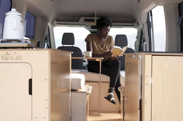 З'явився набір-конструктор, за допомогою якого можна створити будинок на колесах - фото 472850