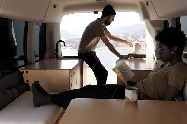 З'явився набір-конструктор, за допомогою якого можна створити будинок на колесах - фото 472855