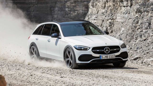 У Mercedes-Benz показали універсал C-Class All-Terrain з підвищеною прохідністю - фото 472922