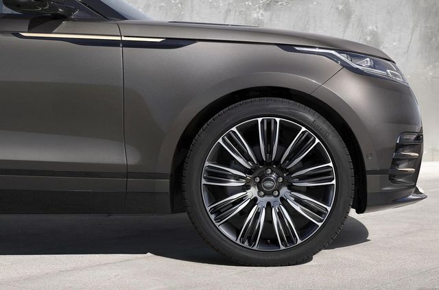 Максимум сучасності: Range Rover Velar отримав золоту спецверсію - фото 472995