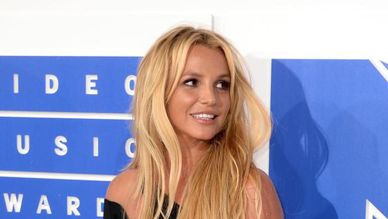 Ні дня без драми: Брітні Спірс звинуватили у нападі на домробітницю