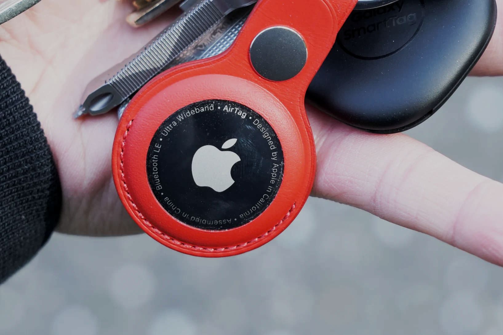 Власник мотоцикла сховав AirTag в його корпусі - фото 1