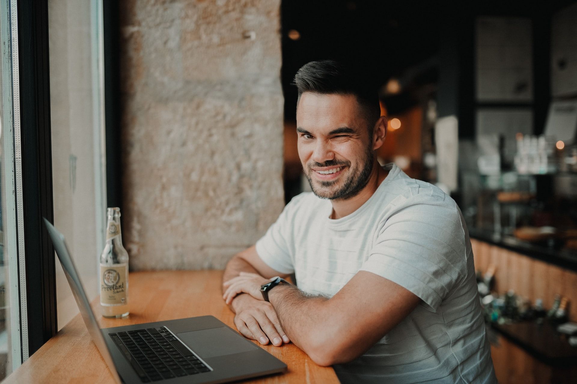 OnlyFans вирішила не блокувати контент сексуального характеру