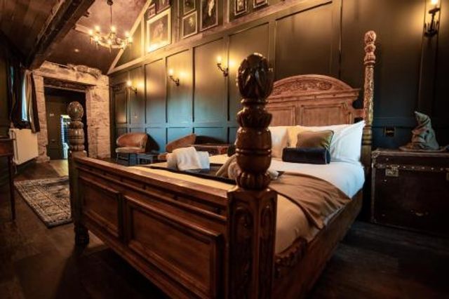 Дивіться, як виглядає невеличкий готель у стилі фільмів про Гаррі Поттера - фото 473836