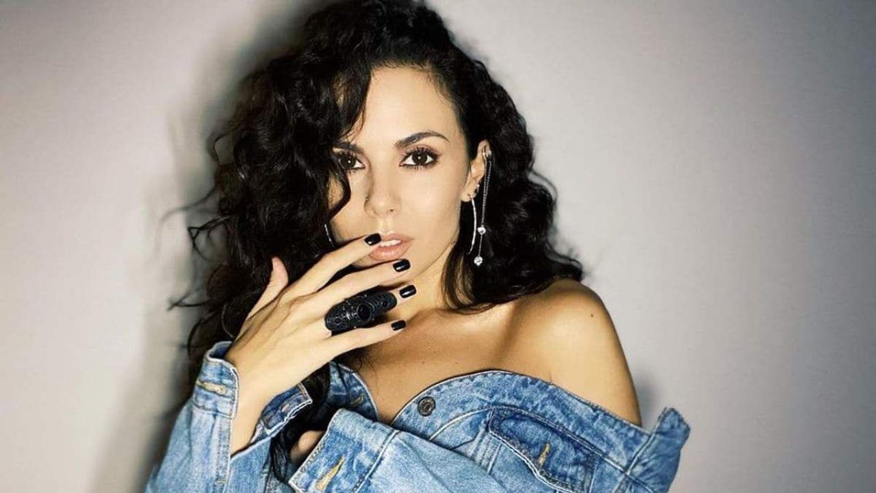 Настя Каменських - фото 1