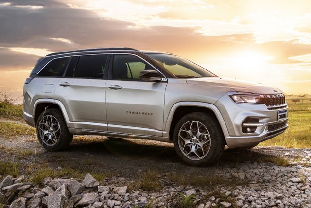 У Jeep представили першу семимісну модель позашляховика - фото 474187