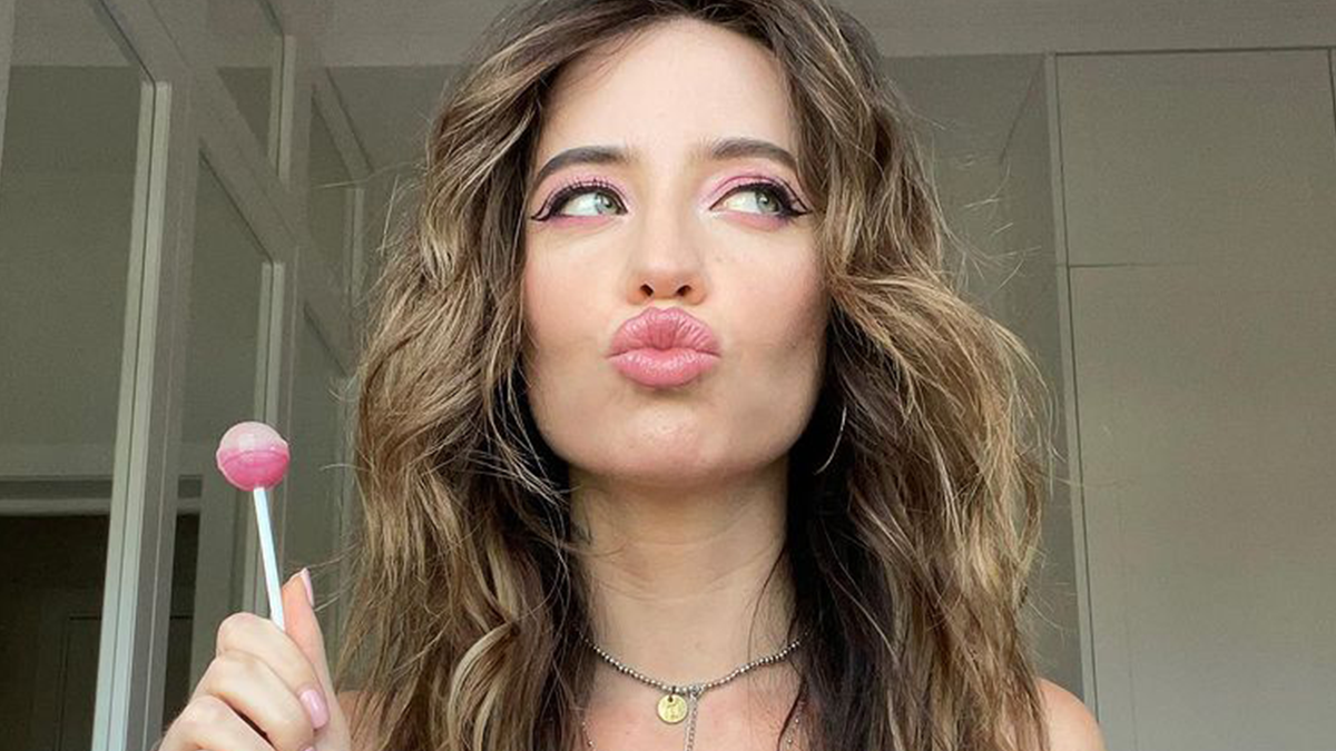 Надя Дорофєєва - фото 1